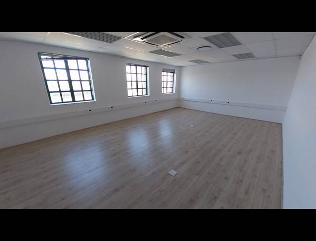 1,029M² OFFICE TO LET IN CLAREMONT